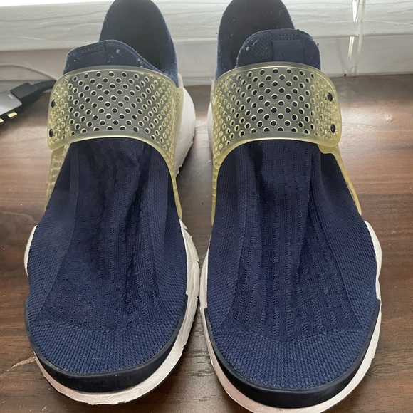 Nike Sock Dart - Picture 2 of 3